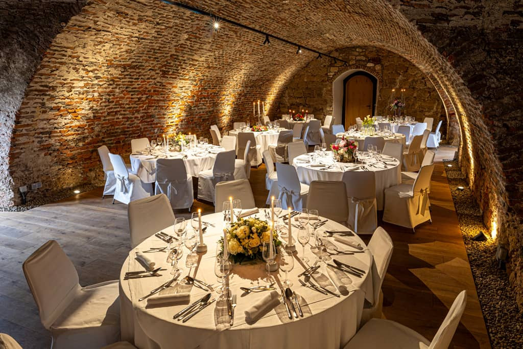Wedding table Copyright Schneebauer