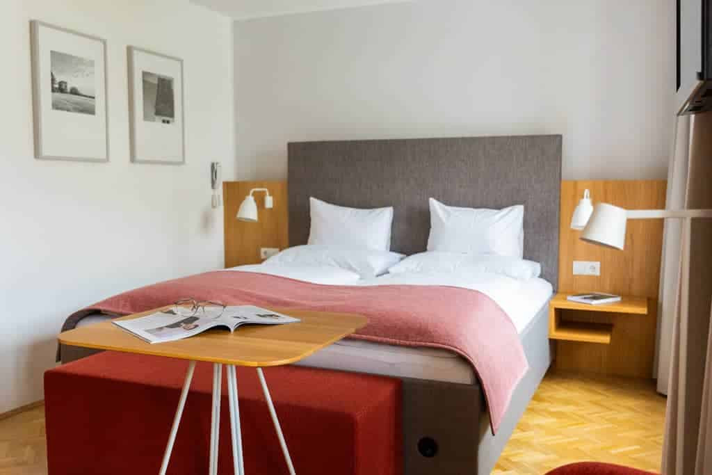 Classic double room Copyright Michaela Lorber
