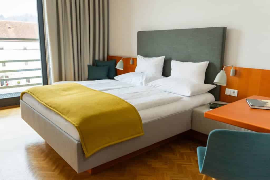 Smart double room Copyright Michaela Lorber