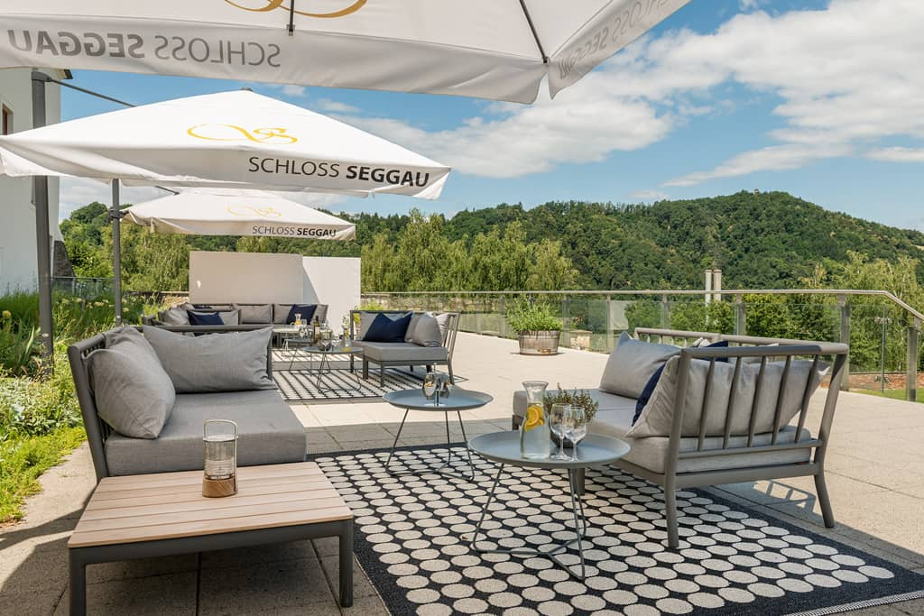 Terrace of the castle tavern Copyright Stefan Kristoferitsch