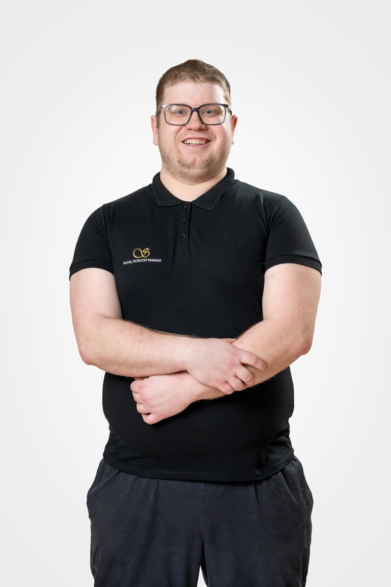 Raphael Magg_Kitchen help Raphael Magg_Kitchen help